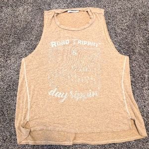 Women's size medium tank top loose fit